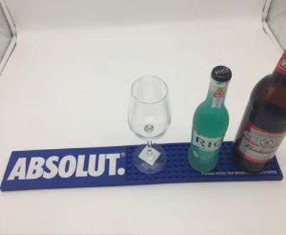 Pehme PVC kummimatt Club klaaslaud Bar Runner kaubamärgiga logo
